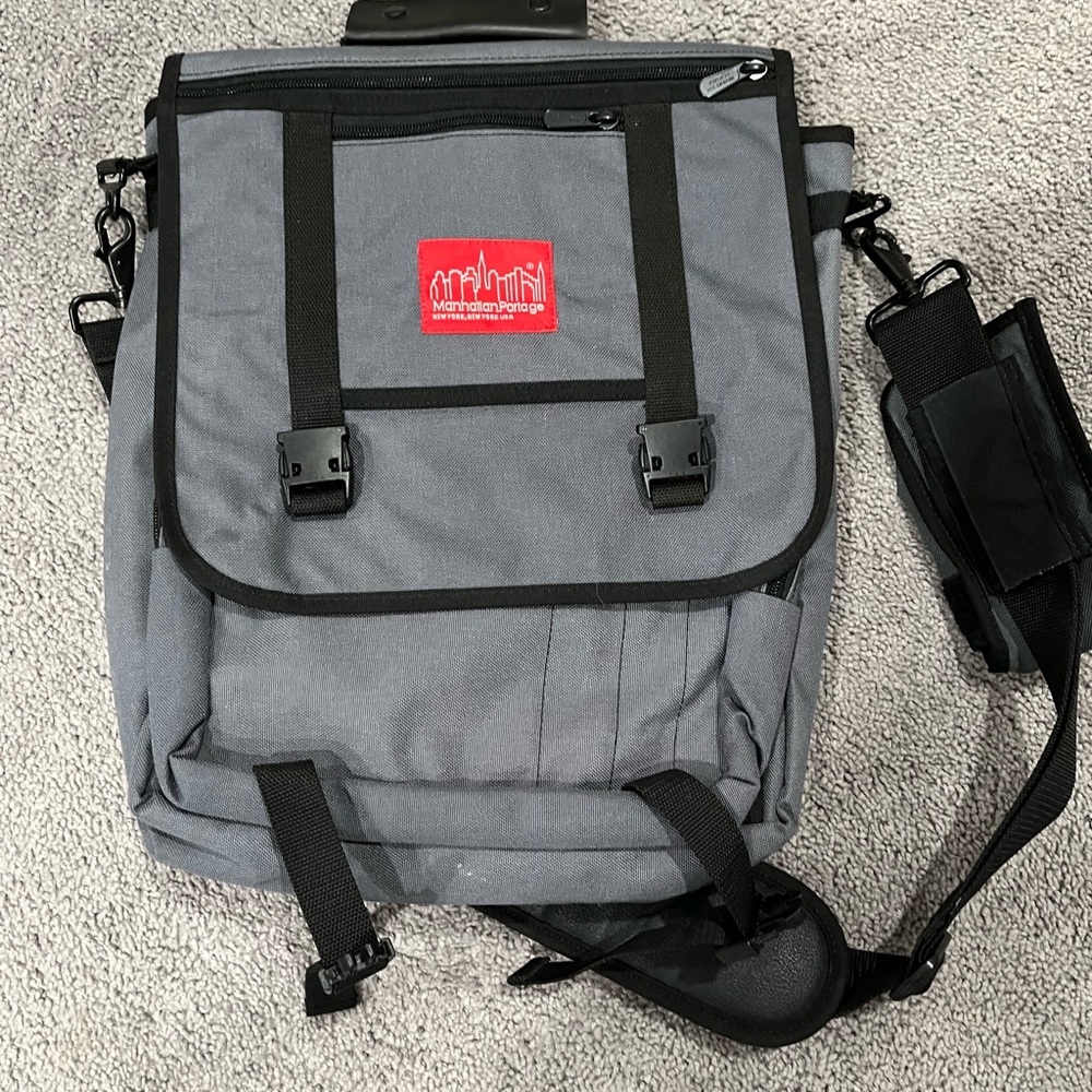 Commuter back pack - Picture 3 of 3